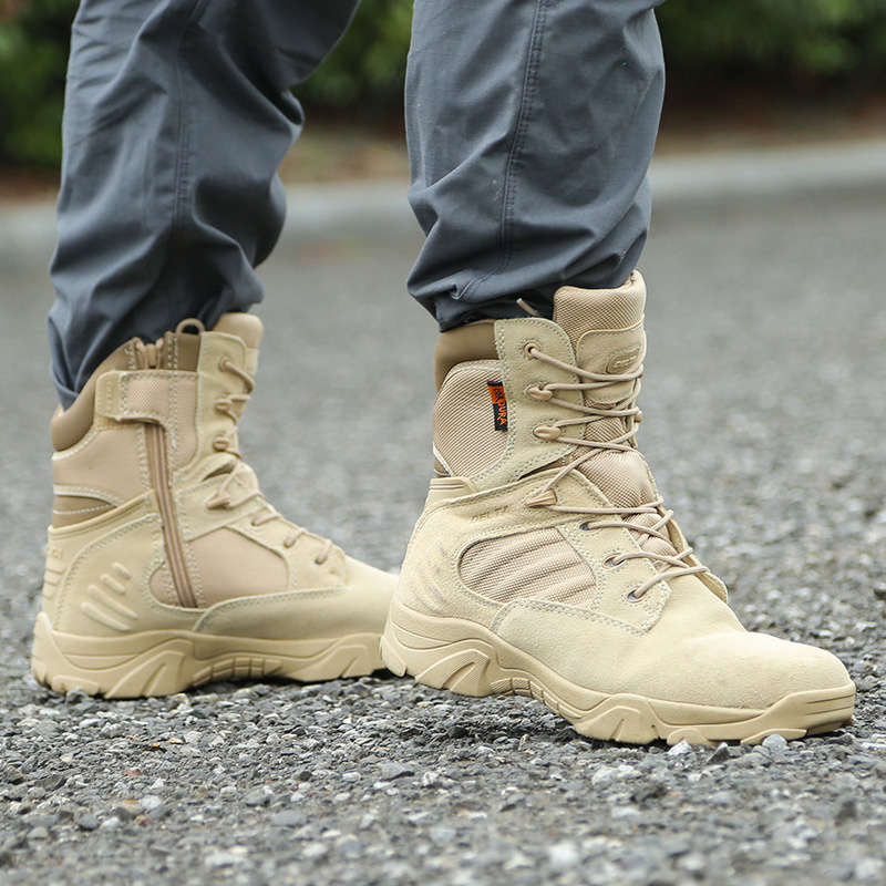 High quality Outdoor Mountaineering tactical shock-absorbing military boots
