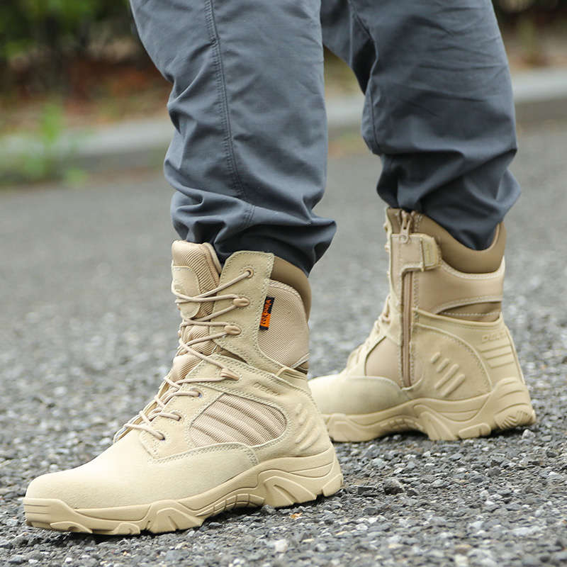 High quality Outdoor Mountaineering tactical shock-absorbing military boots