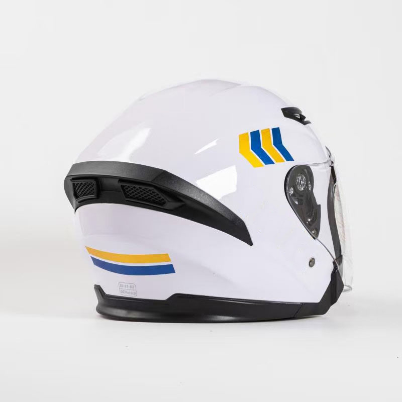 Iron Riding helmet Half helmet Holding helmet white duty protection helmet traffic patrol