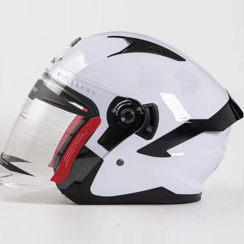 Iron Riding helmet Half helmet Holding helmet white duty protection helmet traffic patrol
